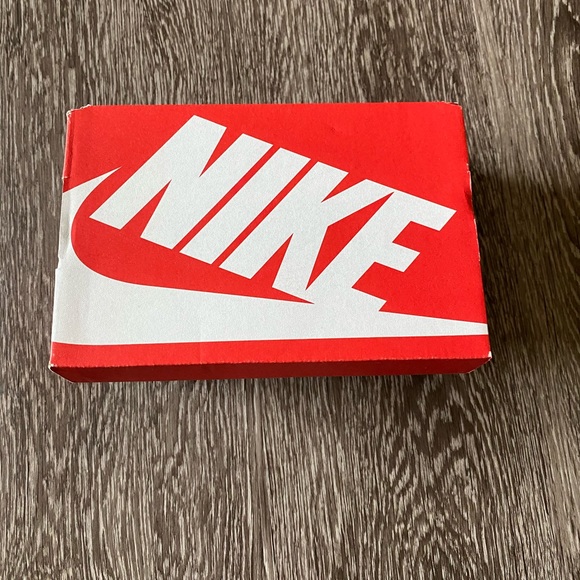 🚫SOLD🚫 NIKE Baby Air Jordan size 3C - Picture 7 of 7